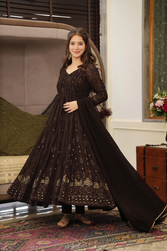Black Reception Anarkali Wedding Gown In Georgette SSMT2804 – Siya Fashions